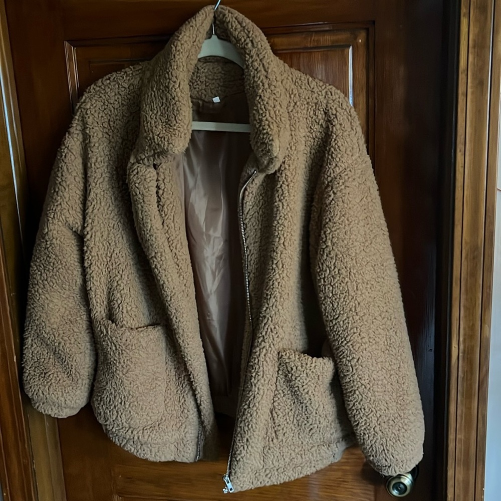 SHEIN Cozy Fuzzy Teddy Bear Coat Girls Size Large. Good Condition.